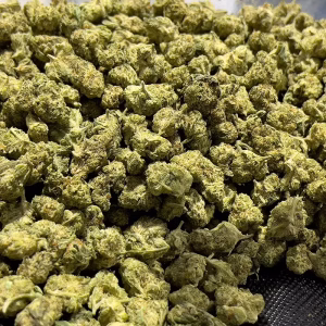 Frosted Flakes Hybrid THCa Flower - 30.81% - $100/Oz SMALLS @ HighHippy.com