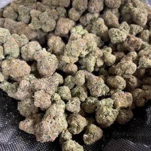 Lemon Cake - Sativa Strain - THCa Flower - 30.73% @ HighHippy.com - Free OVERNIGHT Shipping!