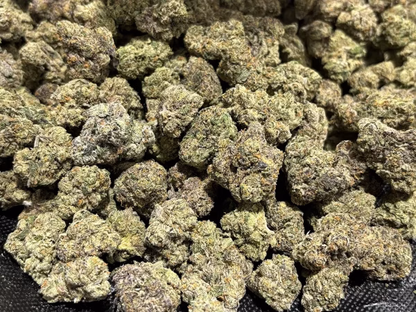 Lemon Lightning - Sativa Strain - High Potency Flower - 40.88% THCa @ HighHippy.com - FREE OVERNIGHT DELIVERY