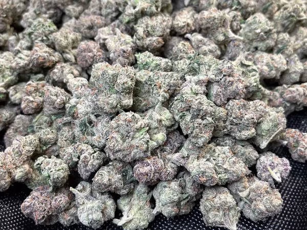Ya Hemi - Sativa Strain - THCa Smalls - High Potency Flower - 39.58% @ HighHippy.com - FREE OVERNIGHT SHIPPING!