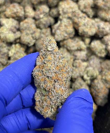 Deathstar (Smalls) THCa Flower Indica